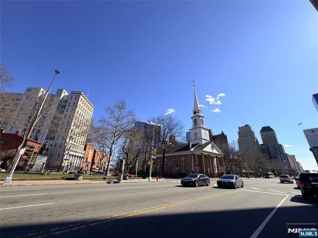 346-348 Woodside Avenue, Newark, NJ 07104
