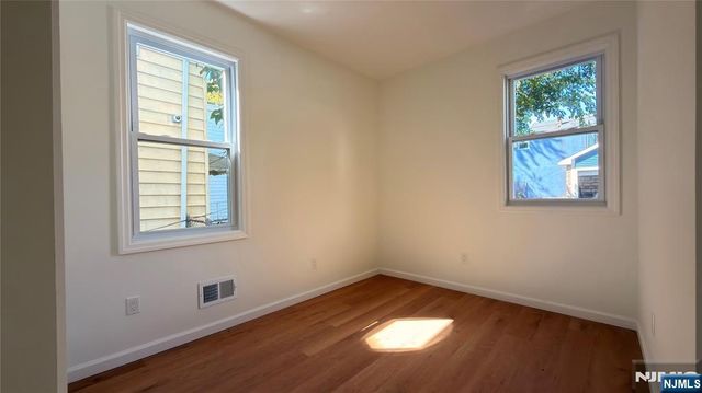 346-348 Woodside Avenue, Newark, NJ 07104
