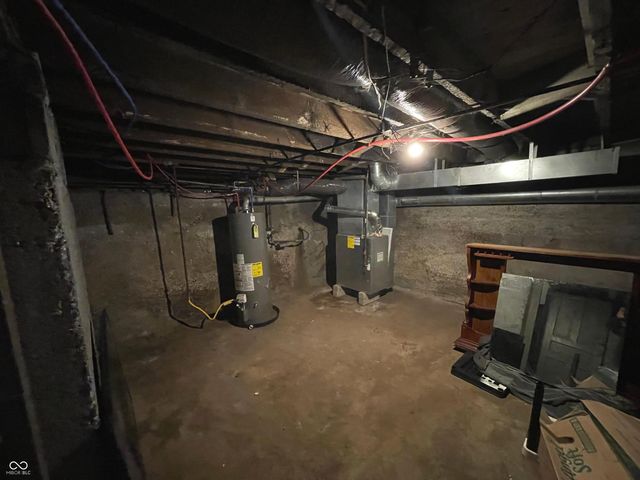 931 W 3rd Street, Anderson, IN 46016