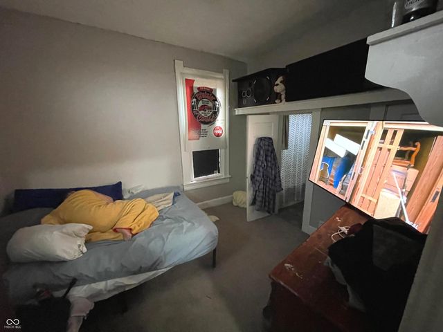 931 W 3rd Street, Anderson, IN 46016