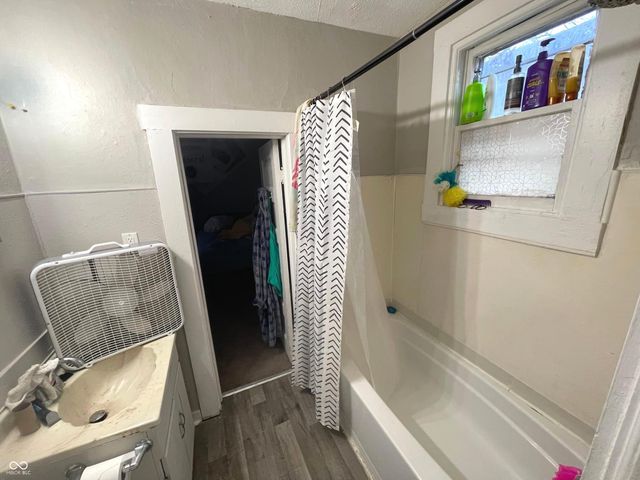 931 W 3rd Street, Anderson, IN 46016