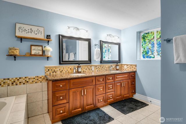 6906 221st Drive NE, Granite Falls, WA 98252