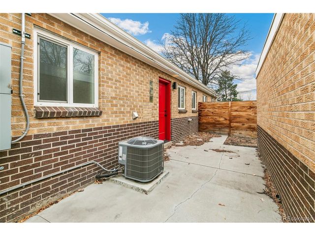 878 Glencoe St, Denver, CO 80220