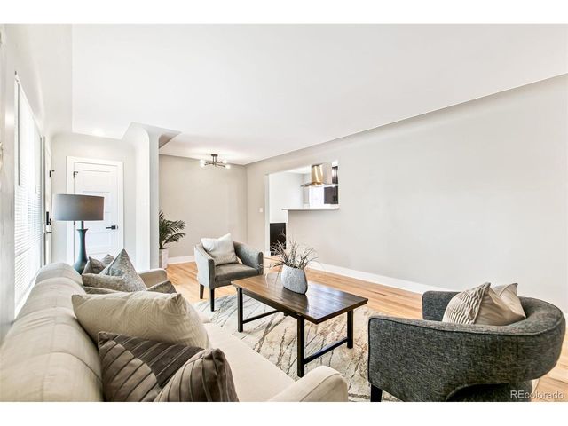 878 Glencoe St, Denver, CO 80220