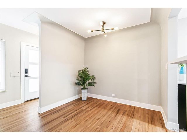 878 Glencoe St, Denver, CO 80220