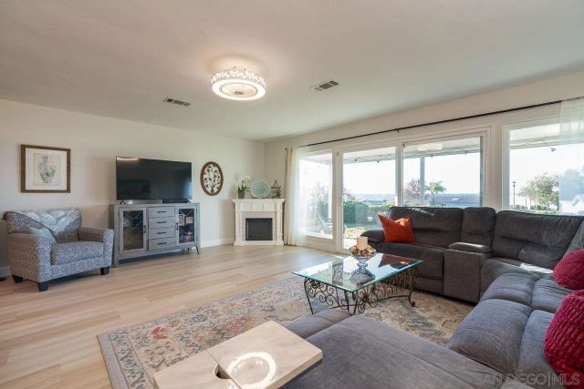 3890 Vista Campana S. 75, Oceanside, CA 92057