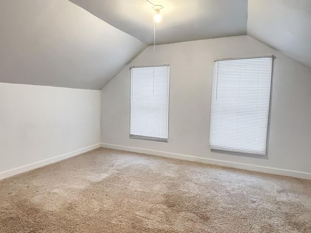 113 1st Street SW, Fairfax, MN 55332