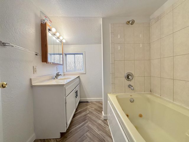 113 1st Street SW, Fairfax, MN 55332