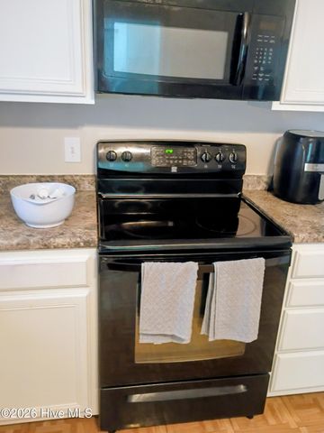 3772 Old Maco Road, Leland, NC 28451