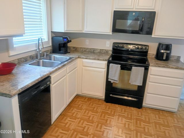 3772 Old Maco Road, Leland, NC 28451