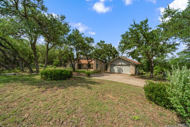 1555 Desert Gold, Boerne, TX 78006