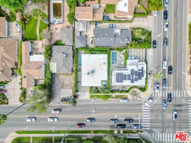 13311 W Magnolia Boulevard, Sherman Oaks, CA 91423