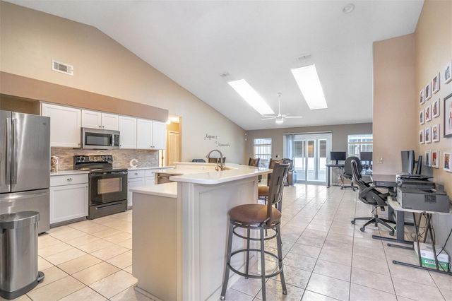 11145 CYPRESS LEAF DRIVE, Orlando, FL 32825