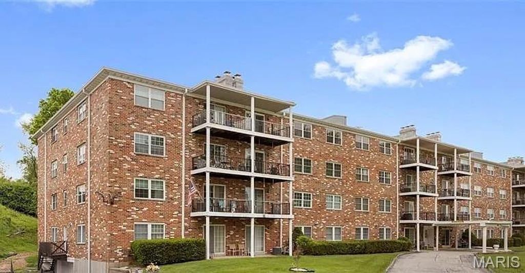 3107 Garnette Drive C12, St Louis, MO 63044