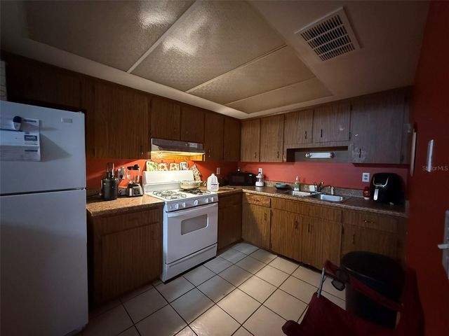 3023 SAINT PAUL DRIVE, Winter Haven, FL 33880