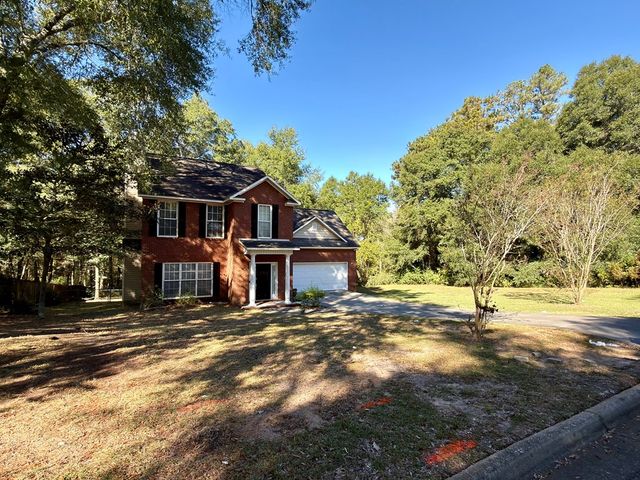 1030 Baywood Rd., Dothan, AL 36305