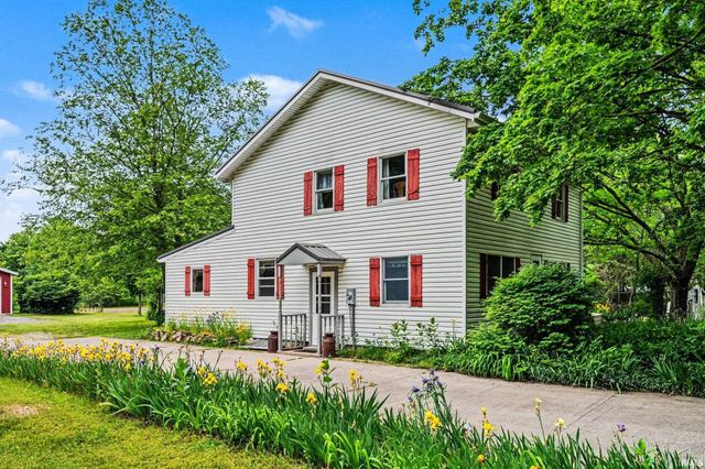 52131 Ash Road, Granger, IN 46530