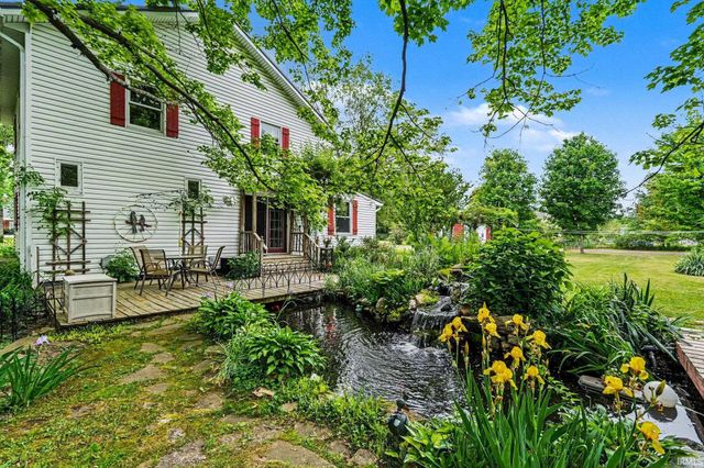 52131 Ash Road, Granger, IN 46530
