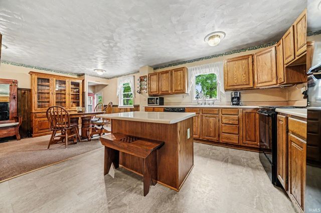 52131 Ash Road, Granger, IN 46530