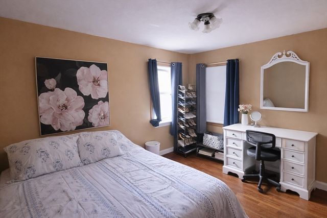 52 8th Avenue, Haverhill, MA 01830