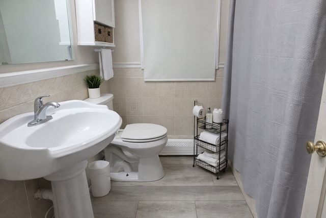 52 8th Avenue, Haverhill, MA 01830