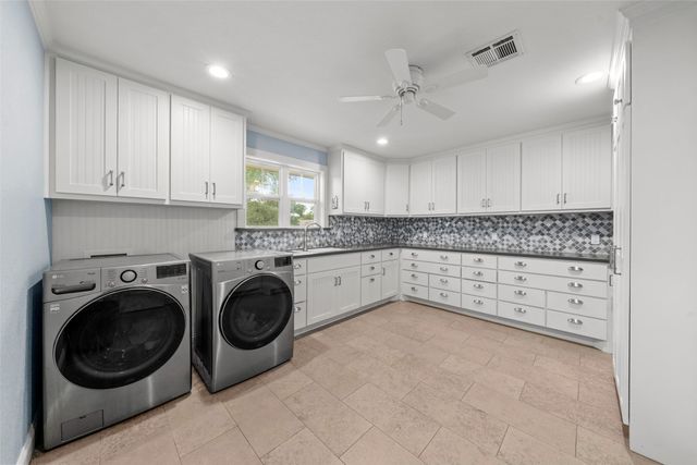 306 Kash Derrick Drive, China Spring, TX 76633