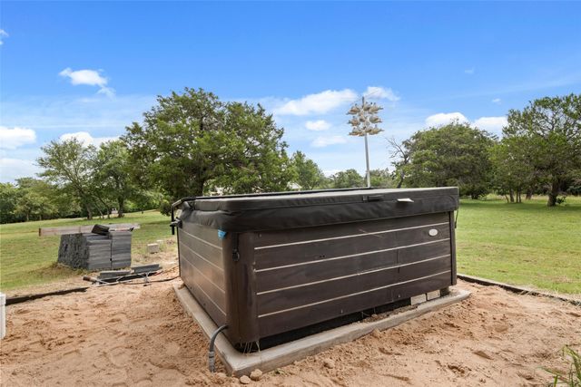 306 Kash Derrick Drive, China Spring, TX 76633