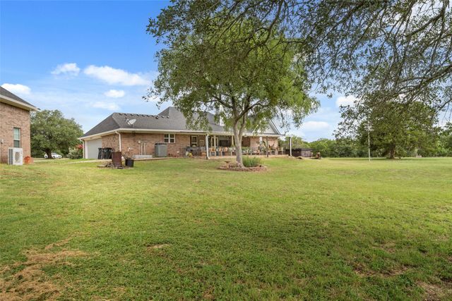 306 Kash Derrick Drive, China Spring, TX 76633