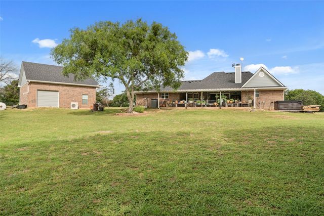 306 Kash Derrick Drive, China Spring, TX 76633
