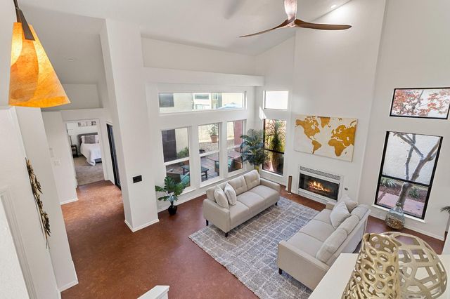 1168 Copper Cottage Ln, Modesto, CA 95355