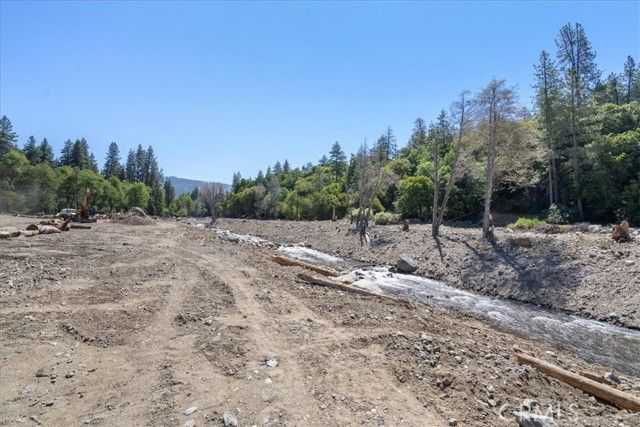 39950 Seven Oaks Rd, Angelus Oaks, CA 92305