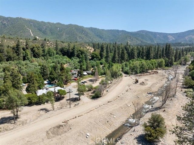 39950 Seven Oaks Rd, Angelus Oaks, CA 92305