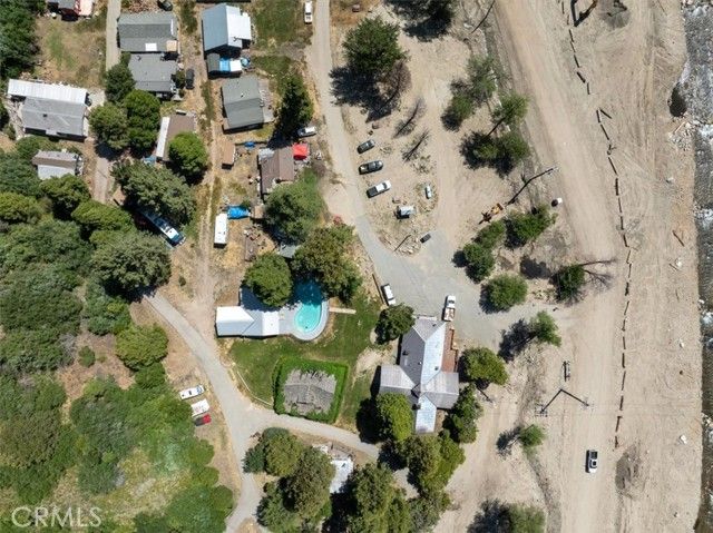 39950 Seven Oaks Rd, Angelus Oaks, CA 92305