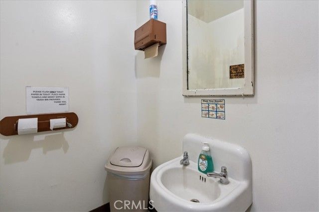 39950 Seven Oaks Rd, Angelus Oaks, CA 92305