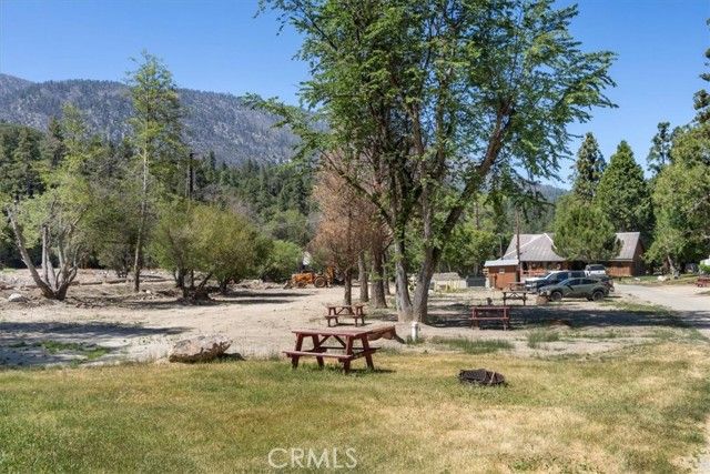 39950 Seven Oaks Rd, Angelus Oaks, CA 92305