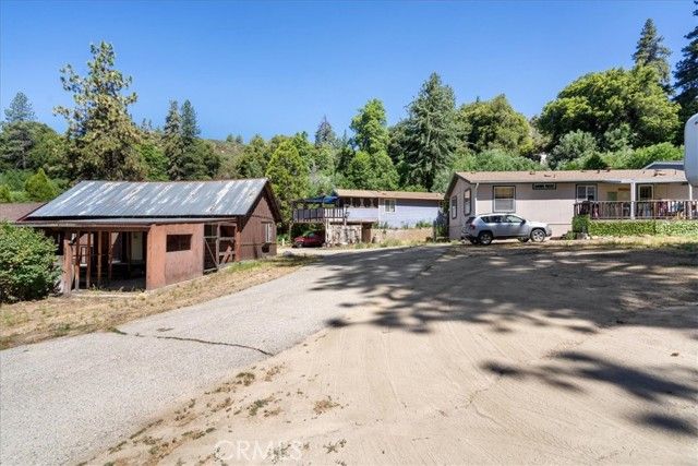 39950 Seven Oaks Rd, Angelus Oaks, CA 92305