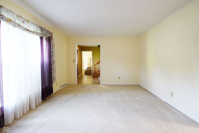 519 Woodland East Drive, Greenfield, IN 46140
