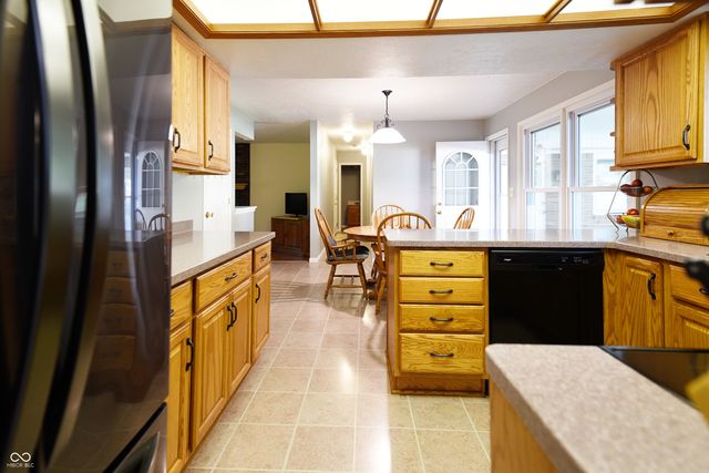 519 Woodland East Drive, Greenfield, IN 46140