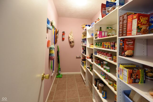 519 Woodland East Drive, Greenfield, IN 46140