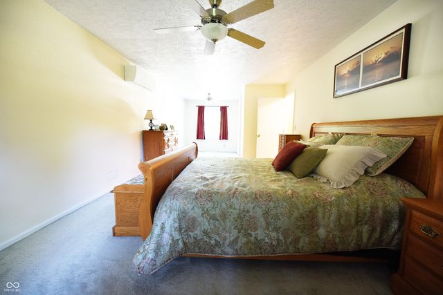 519 Woodland East Drive, Greenfield, IN 46140