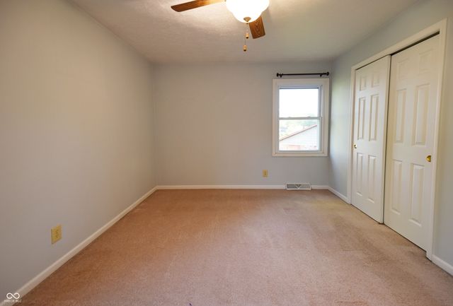 519 Woodland East Drive, Greenfield, IN 46140