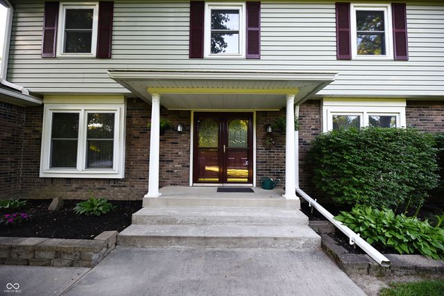 519 Woodland East Drive, Greenfield, IN 46140