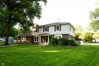 519 Woodland East Drive, Greenfield, IN 46140