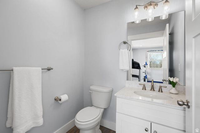 80 W 4300 S, Washington Terrace, UT 84405