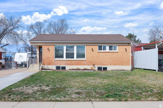 80 W 4300 S, Washington Terrace, UT 84405