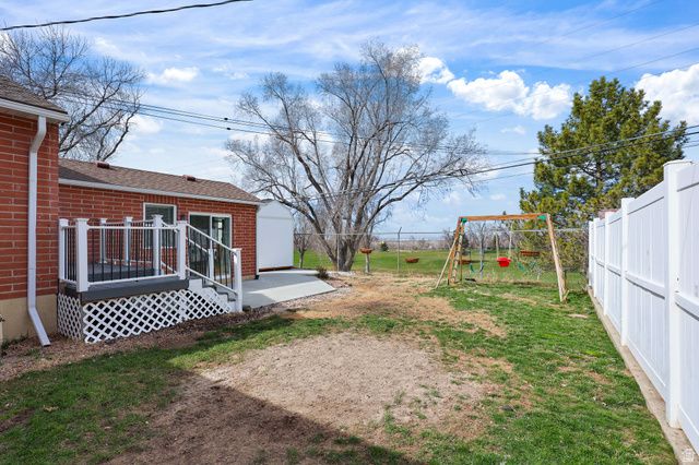 80 W 4300 S, Washington Terrace, UT 84405