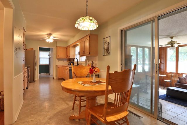 3130 E Lomita Street, Springfield, MO 65804