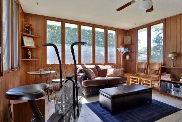 3130 E Lomita Street, Springfield, MO 65804