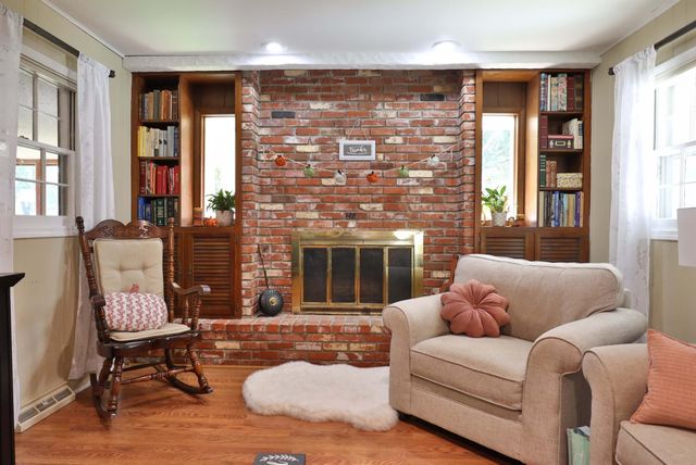 3130 E Lomita Street, Springfield, MO 65804