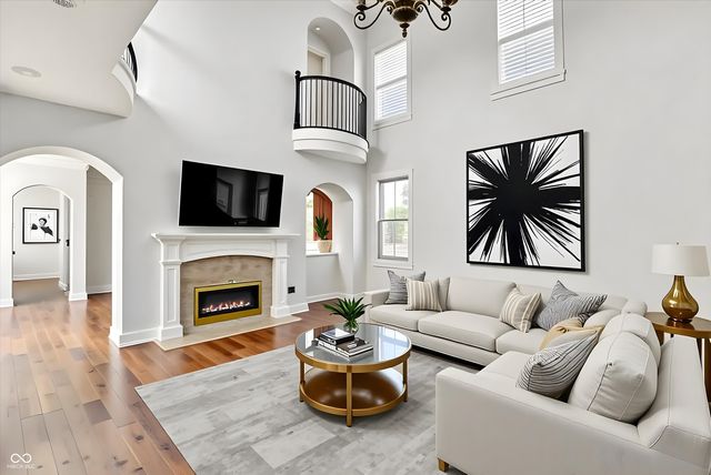 12460 Horsham Street, Carmel, IN 46032